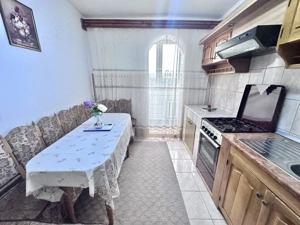 APARTAMENT 3 CAMERE I DECOMANDAT I 65 MP I MOBILAT CETATE BULEVARD  - imagine 2