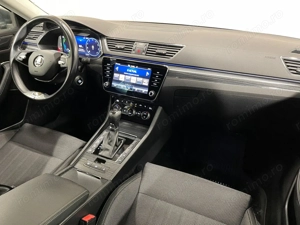 Skoda Superb - imagine 9
