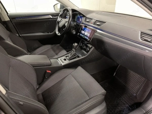 Skoda Superb - imagine 11