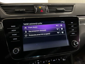 Skoda Superb - imagine 18