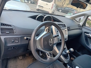 Toyota Verso 2.0 D-4D - 2013  - imagine 4