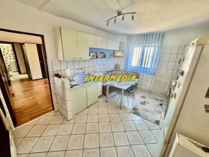 Apartament cu 2 camere de vanzare in Alba Iulia Cetate Piata mobilat si utilat  - imagine 6