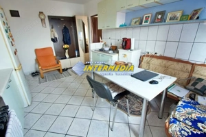 Apartament cu 2 camere de vanzare in Alba Iulia Cetate Piata mobilat si utilat  - imagine 8