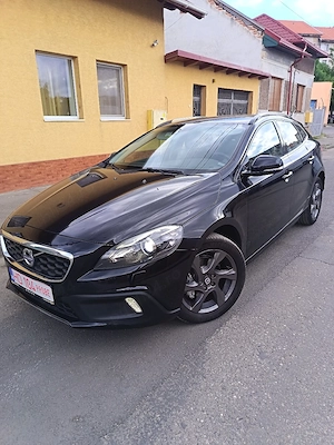 Volvo V40 Cross Country*Af.2016*1.6 D*116 Cp*6+1 V*Xenon*Piele*Clima*Pilot*Navi*Led! 