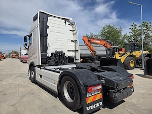 Autotractor Volvo FH12, 2 km - imagine 3