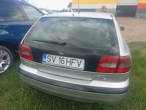 Volvo v40 an 1999 - imagine 2