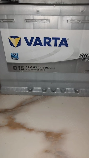 Vând baterie Varta Silver Dinamic 63Ah