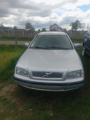 Volvo v40 an 1999 - imagine 3
