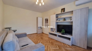 Cisimigiu // 2 camere // 50mp