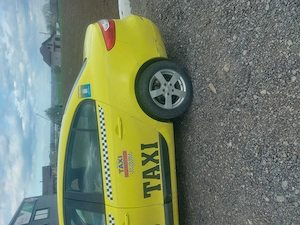 Autoturism pentru dezmembrat  - imagine 3