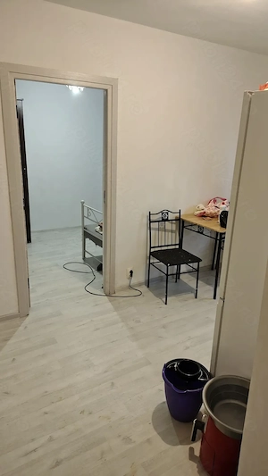 Mic apartament cf 3 la complex Baicului 