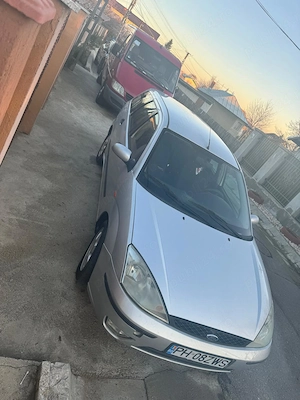 Vând ford focus1  - imagine 8