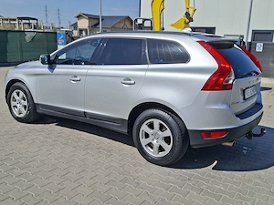 Vând Volvo XC 60  - imagine 11