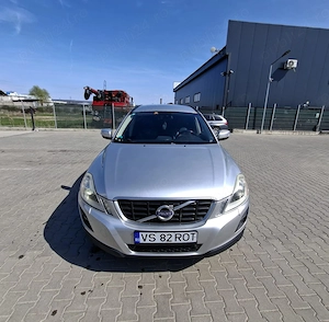Vând Volvo XC 60  - imagine 8