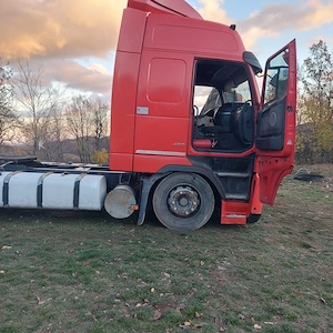 Volvo FH12 si remorca KRONE - imagine 4
