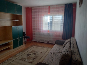 De închiriat apartament cu o cameră în zona Modern 
