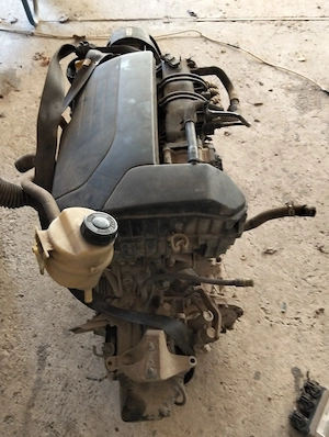 Motor complet Dacia Logan Sandero 1.2 benzina 2014 - imagine 2