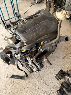 Motor complet Dacia Logan Sandero 1.2 benzina 2014