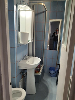 Vand apartament 3 camere in Campina et.2 4,str.Maramures zona Autogara ,se vinde asa cum este mobila - imagine 20