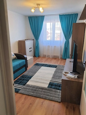 Vand apartament 3 camere in Campina et.2 4,str.Maramures zona Autogara ,se vinde asa cum este mobila - imagine 11