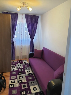 Vand apartament 3 camere in Campina et.2 4,str.Maramures zona Autogara ,se vinde asa cum este mobila - imagine 9