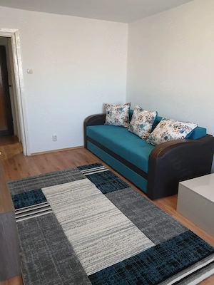 Vand apartament 3 camere in Campina et.2 4,str.Maramures zona Autogara ,se vinde asa cum este mobila - imagine 17