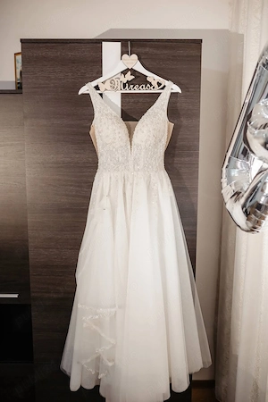 Rochie de mireasă,mărimea S-M cu,corset reglabil