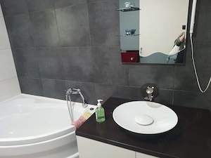 Persoana fizica închiriez apartament cu 2 camere urgent  - imagine 4