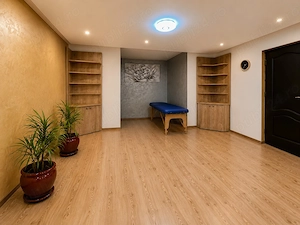 Apartament la casa in centru - pretabil sediu firma - imagine 2