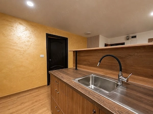 Apartament la casa in centru - pretabil sediu firma - imagine 5