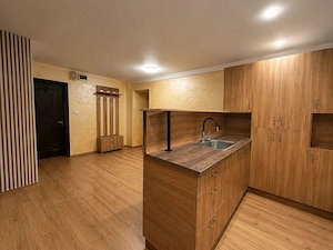 Apartament la casa in centru - pretabil sediu firma - imagine 4
