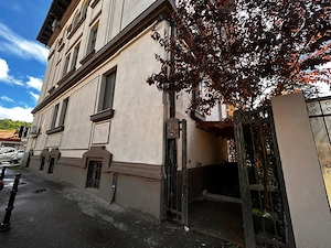 Apartament la casa in centru - pretabil sediu firma - imagine 10