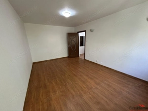 Apartament cu 3 camere de vanzare, zona Piata Moldovei - imagine 2