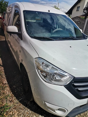 Vand Dacia Dokker Van 2014 cu clima si TVA deductibil - imagine 2
