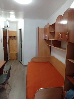 Inchiriez apartament 2 camere str Sovata la parter - imagine 3