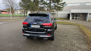 Vând Mașina  Jeep Grand Cherokee Summit Euro 6 - imagine 8