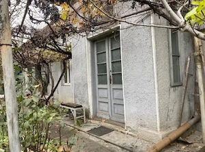 Eroii Revoluției metrou,Bld Pieptanari, teren 200mp+casa 80mp D 16ml 185.000euro - imagine 2