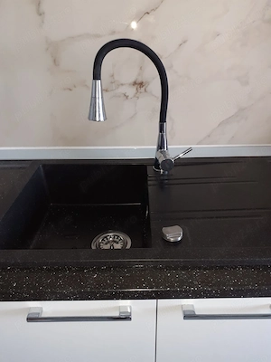Vând apartament cu trei camere in sector 4 București, str.drumul binelui, etaj 1 din 5 ,bloc nou ! - imagine 7