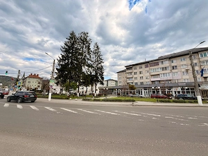 Apartament cu 4 camere de vanzare in Viseu de Sus !