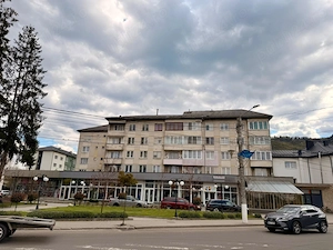Apartament cu 4 camere de vanzare in Viseu de Sus ! - imagine 3