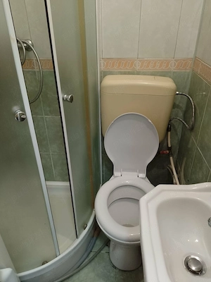 Inchiriez apartament 2 camere str Sovata la parter - imagine 7