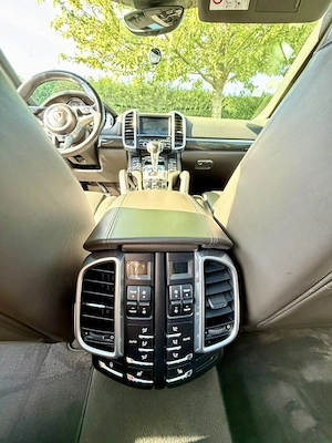 IVând Porsche cayenne - imagine 2