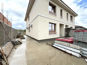 Duplex modern, 4 camere, 124 mp utili, 303 mp teren - Ghiroda