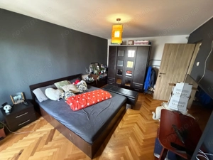 Apartament 3 camere, decomandat  - zona Cetate - imagine 2