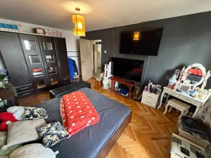 Apartament 3 camere, decomandat  - zona Cetate - imagine 9