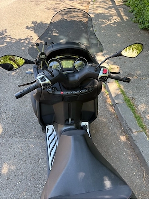 Piaggio MP3 500 hpe sport - imagine 3