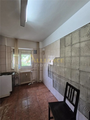 Sector 3 Apartament 2 camere decomandat 56 mp 10 minute Metrou Titan - imagine 10