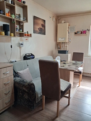 Vand apartament 2 camere