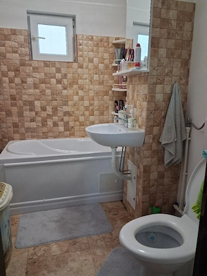 Vand apartament 2 camere - imagine 4