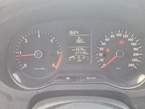 Volkswagen POLO  2010  1,6 tdi  - imagine 7